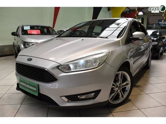 FORD FOCUS 2.0 SE FASTBACK 16V FLEX 4P POWERSHIFT FORD FOCUS 2.0 SE FASTBACK 16V FLEX 4P POWERSHIFT